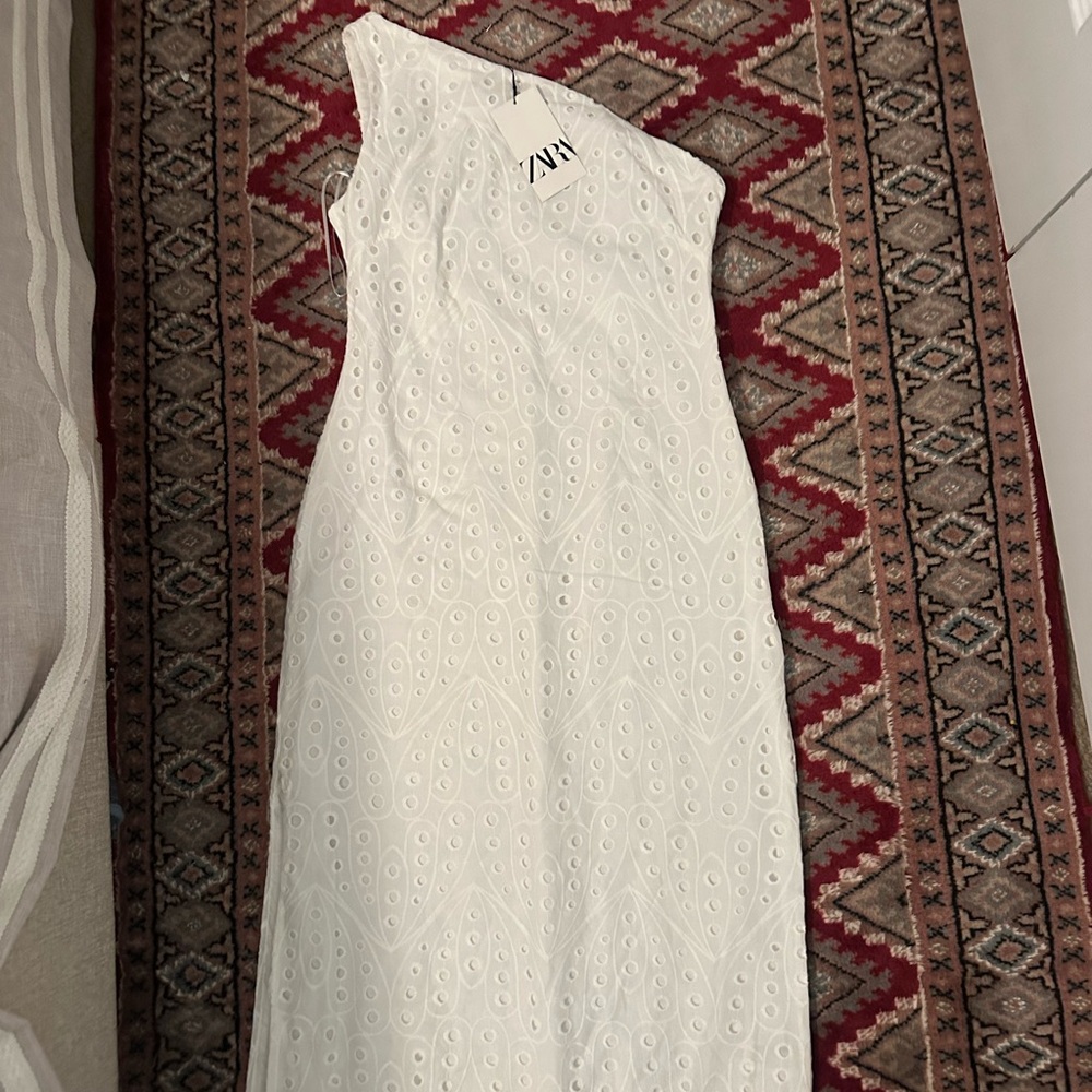 Zara Cream One Shoulder Lace Dress